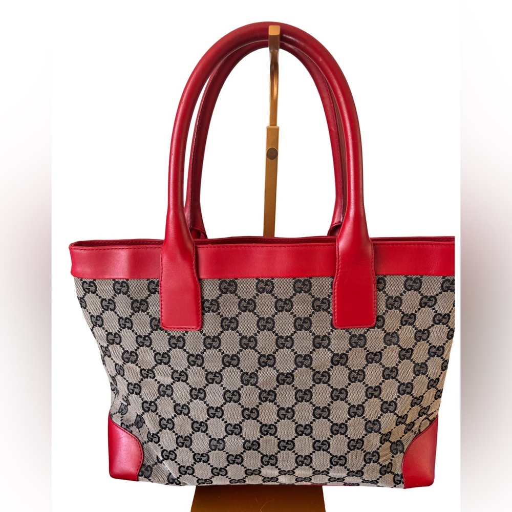 Sold‼️Gucci Beige GG Canvas Tote with Red Leather Trim